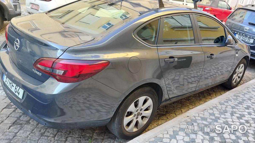 Opel Astra J Sports Tourer de 2016