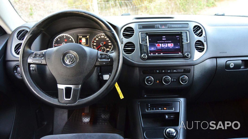 Volkswagen Tiguan 2.0 TDi Sport BlueMotion de 2016