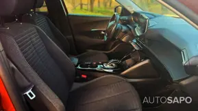 Peugeot e-2008 de 2021