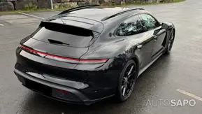 Porsche Taycan Cross Turismo 4S de 2022