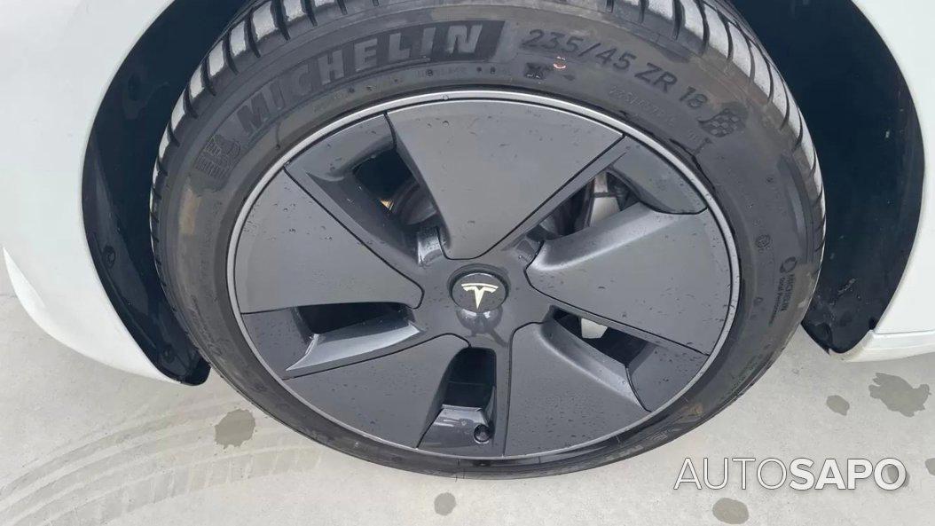 Tesla Model 3 Standard Range Plus RWD de 2023