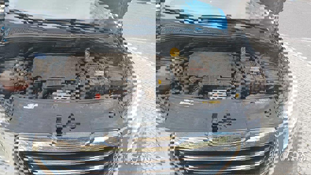 Peugeot 2008 1.2 PureTech Active Pack EAT8 de 2016