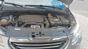 Peugeot 2008 1.2 PureTech Active Pack EAT8 de 2016