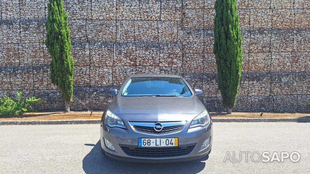 Opel Astra 1.7 CDTi Cosmo de 2011