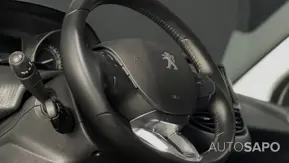 Peugeot 2008 1.2 PureTech Style de 2017