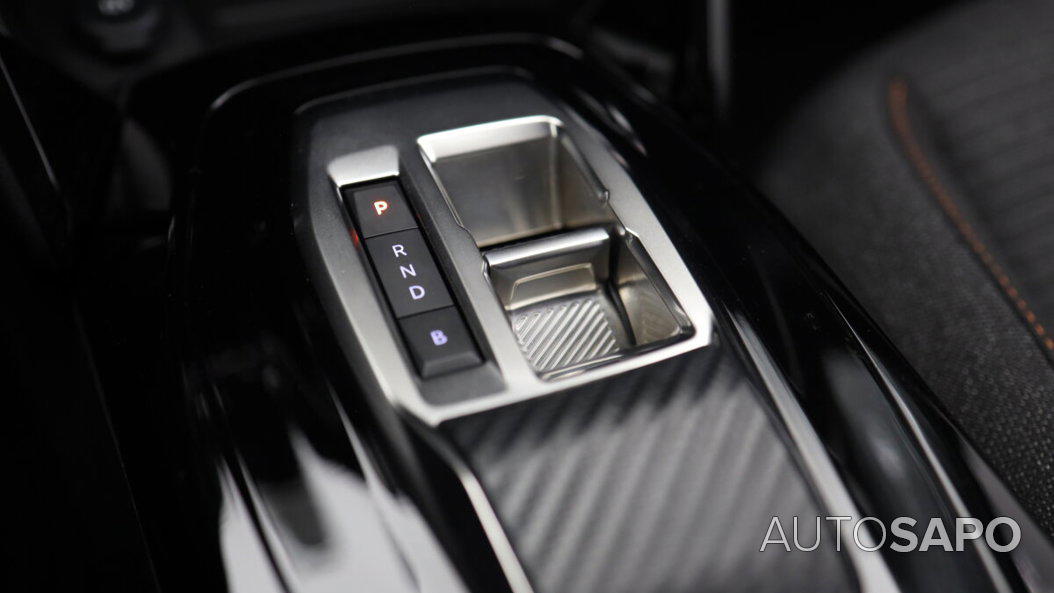 Peugeot E-208 de 2025