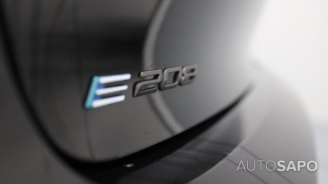 Peugeot E-208 de 2025