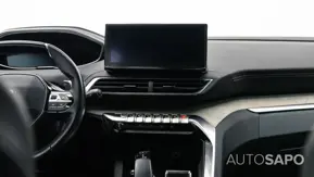 Peugeot 3008 1.6 Hybrid Allure Pack e-EAT8 de 2021