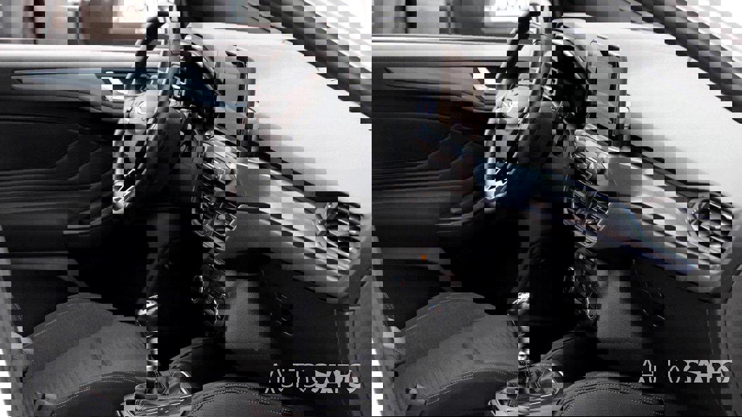 Ford Focus 1.0 EcoBoost MHEV Active X de 2022