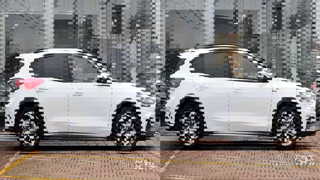 Ford Focus 1.0 EcoBoost MHEV Active X de 2022