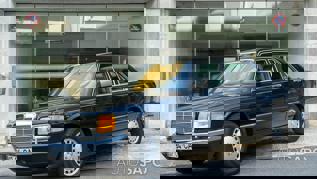 Mercedes-Benz 300 de 1990