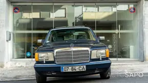 Mercedes-Benz 300 de 1990