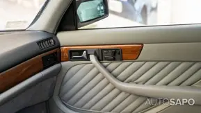 Mercedes-Benz 300 de 1990