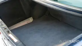 Mercedes-Benz 300 de 1990