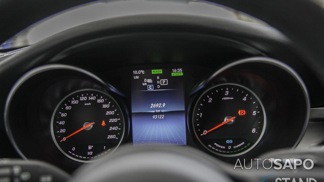 Mercedes-Benz Classe C 300 de Avantgarde de 2020