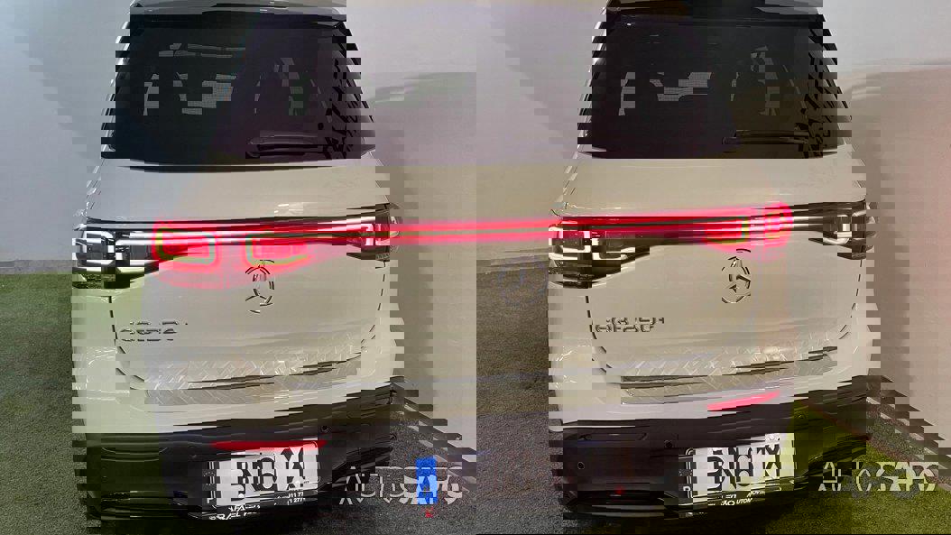 Mercedes-Benz EQB de 2023