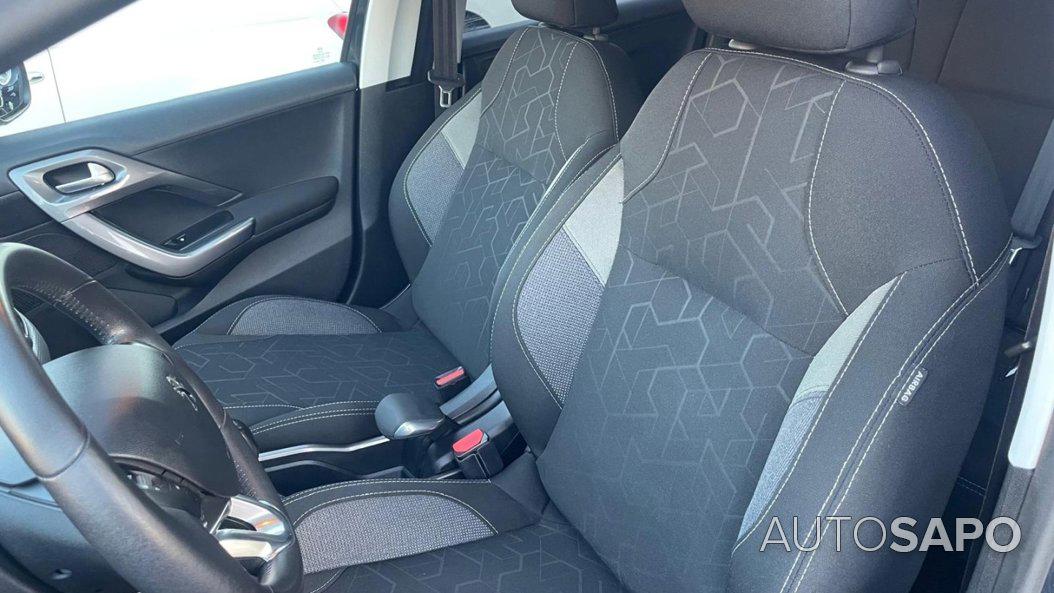 Peugeot 2008 1.2 PureTech Active de 2017