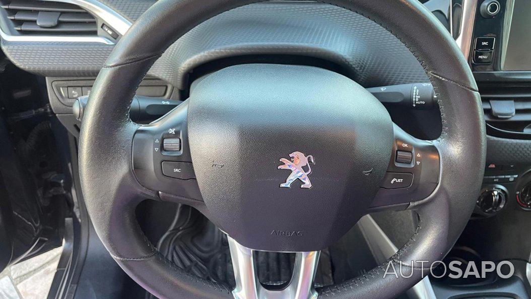 Peugeot 2008 1.2 PureTech Active de 2017