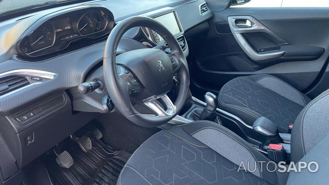 Peugeot 2008 1.2 PureTech Active de 2017