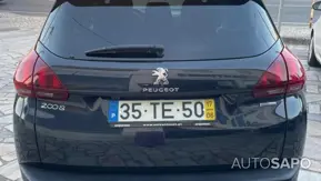 Peugeot 2008 1.2 PureTech Active de 2017