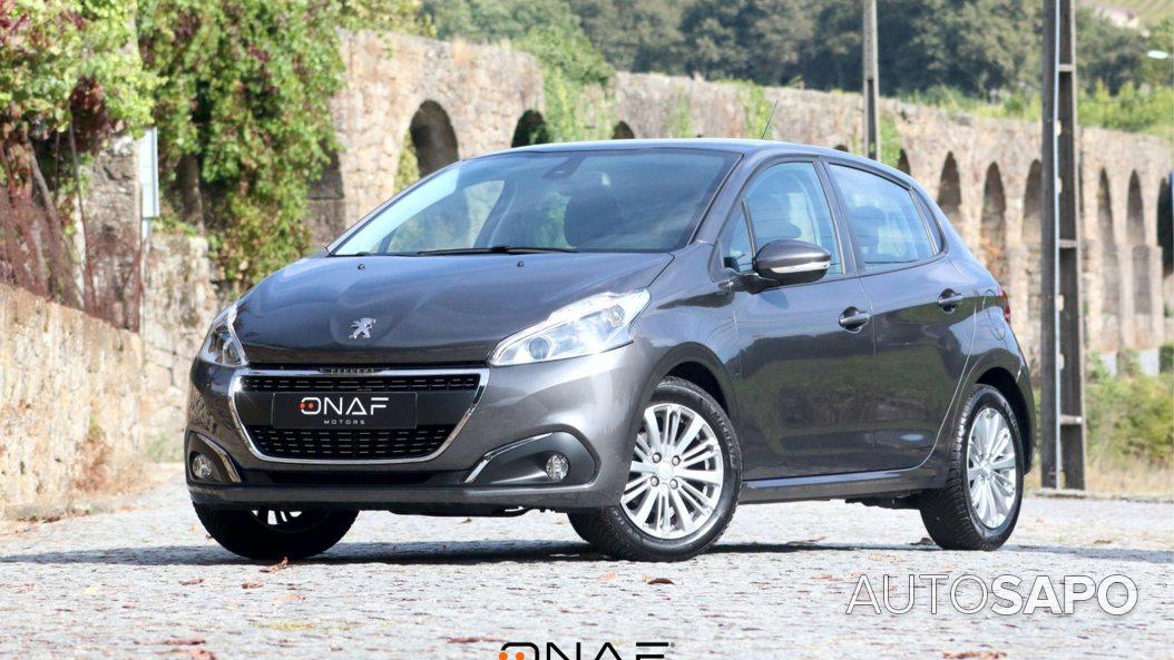 Peugeot 208 1.2 PureTech Life Signature de 2019