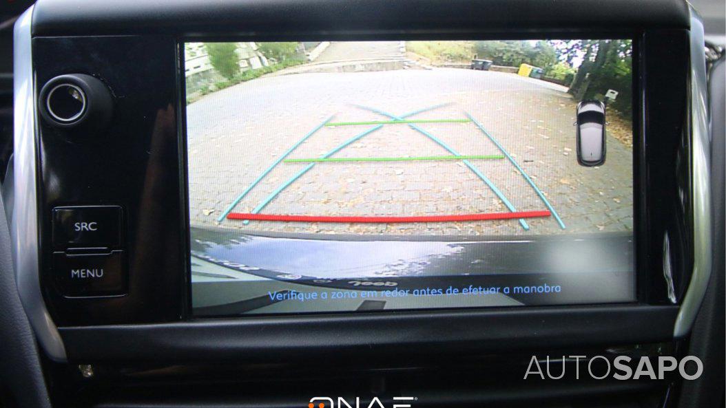 Peugeot 208 1.2 PureTech Life Signature de 2019