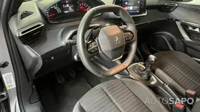 Peugeot 2008 1.2 PureTech Active Pack de 2023