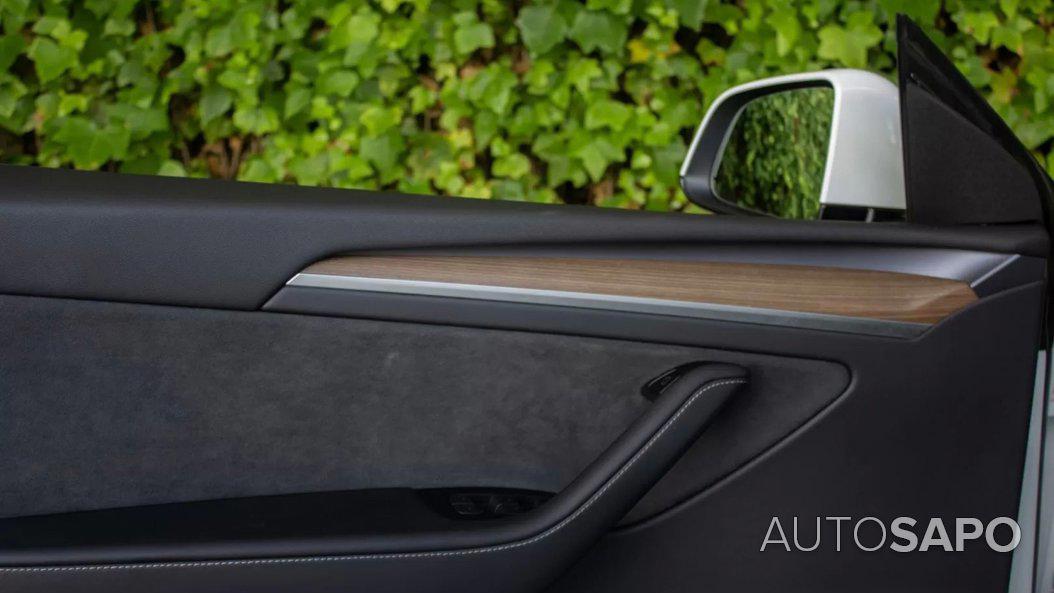 Tesla Model Y Long-Range Dual Motor AWD de 2023