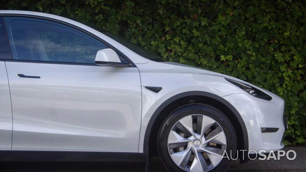 Tesla Model Y Long-Range Dual Motor AWD de 2023