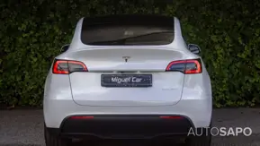 Tesla Model Y Long-Range Dual Motor AWD de 2023