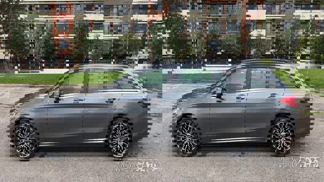 Mercedes-Benz Classe C 200 d Business Solutions de 2020