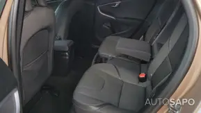 Volvo V40 Cross Country 1.6 D2 Momentum de 2013