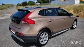 Volvo V40 Cross Country 1.6 D2 Momentum de 2013