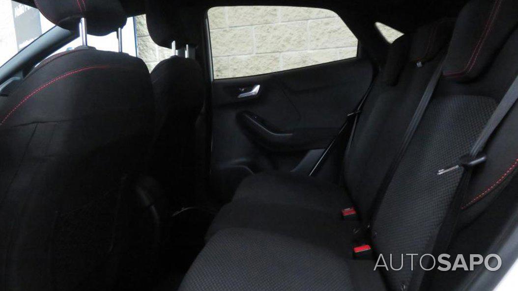 Ford Puma 1.0 EcoBoost MHEV ST-Line de 2023