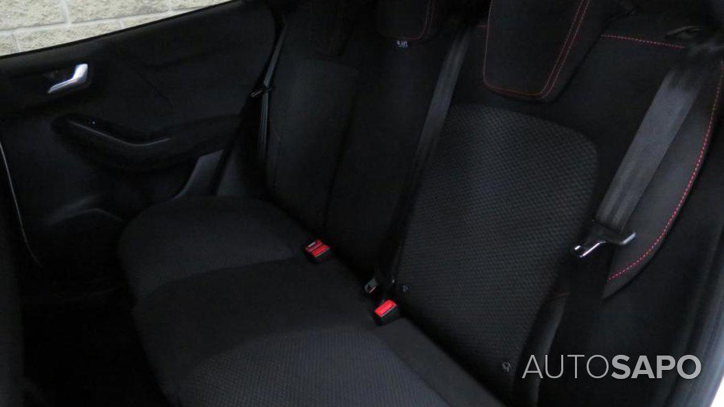 Ford Puma 1.0 EcoBoost MHEV ST-Line de 2023