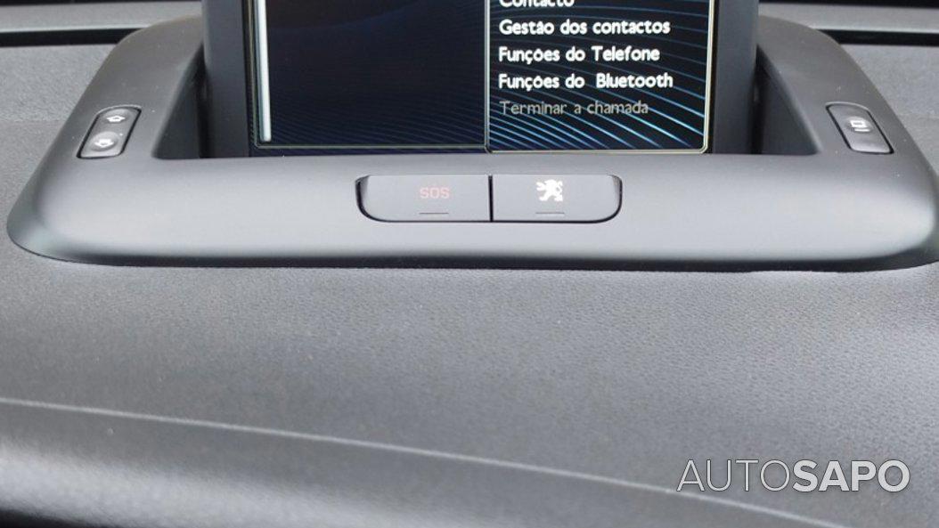 Peugeot 3008 1.2 PureTech Allure de 2016