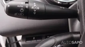 Peugeot 3008 1.2 PureTech Allure de 2016