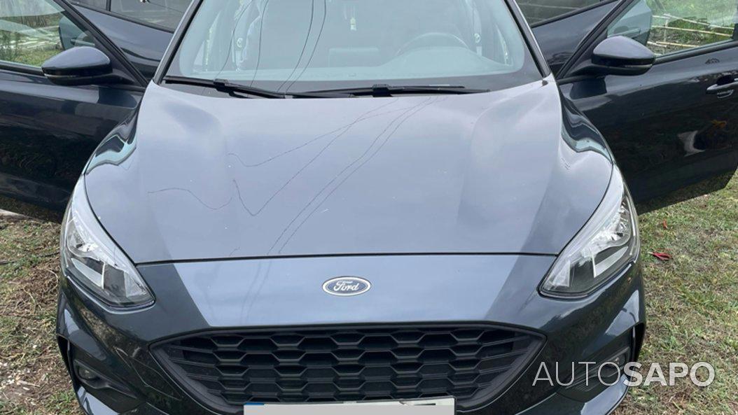 Ford Focus 1.0 EcoBoost MHEV ST-Line X de 2020