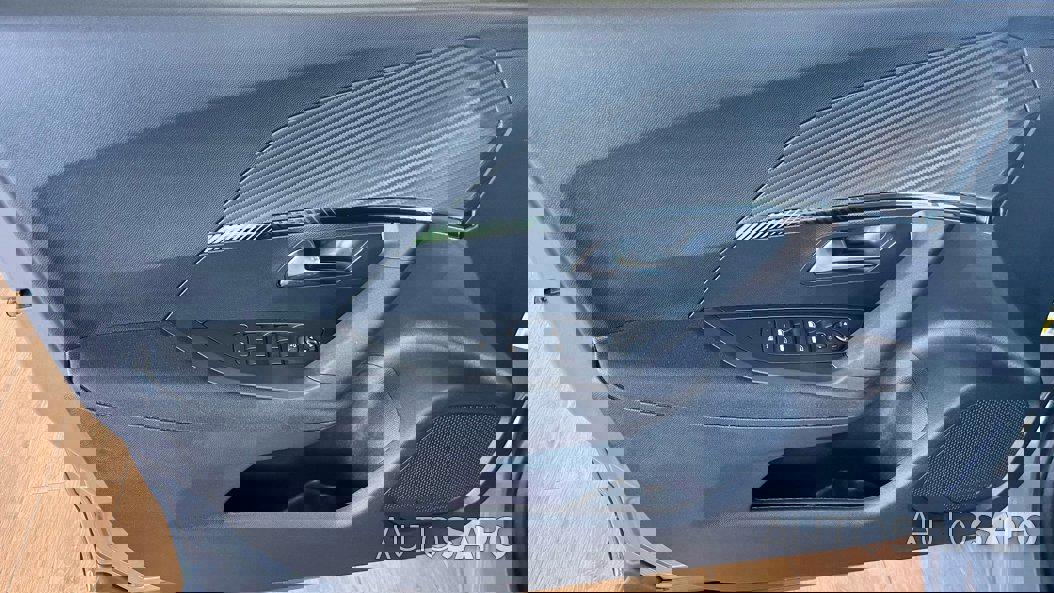 Peugeot 2008 1.2 PureTech Active Pack de 2024