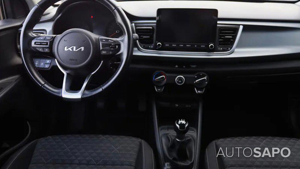 Kia Rio de 2023