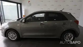 Kia Rio de 2023