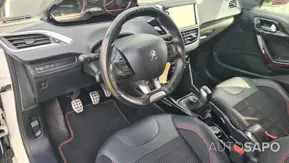 Peugeot 2008 1.2 PureTech GT Line de 2017