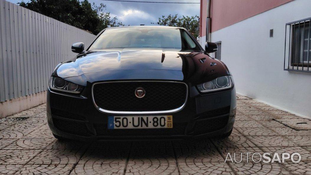 Jaguar XE de 2016