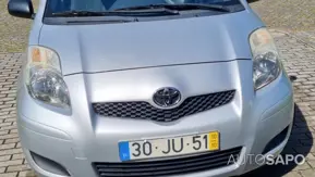 Toyota Yaris 1.0 VVT-i Active+AC de 2010