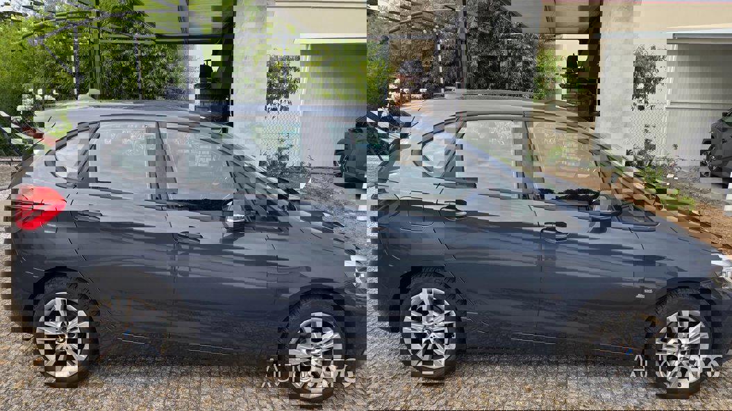 BMW Série 2 Active Tourer 216 d Line Sport de 2017