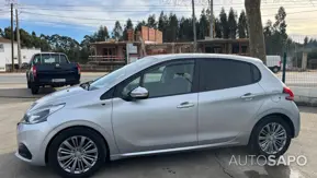 Peugeot 208 1.2 PureTech Style de 2018