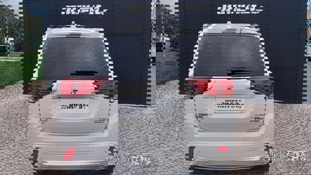 Mitsubishi Outlander 2.0 PHEV Instyle Navi de 2018