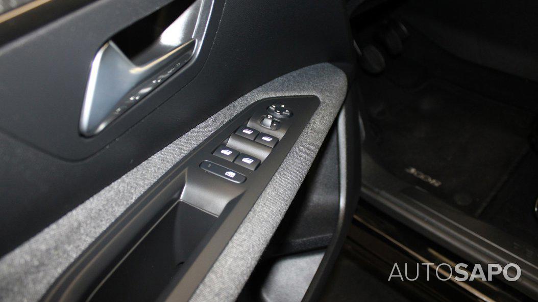 Peugeot 3008 1.5 BlueHDi Active de 2021