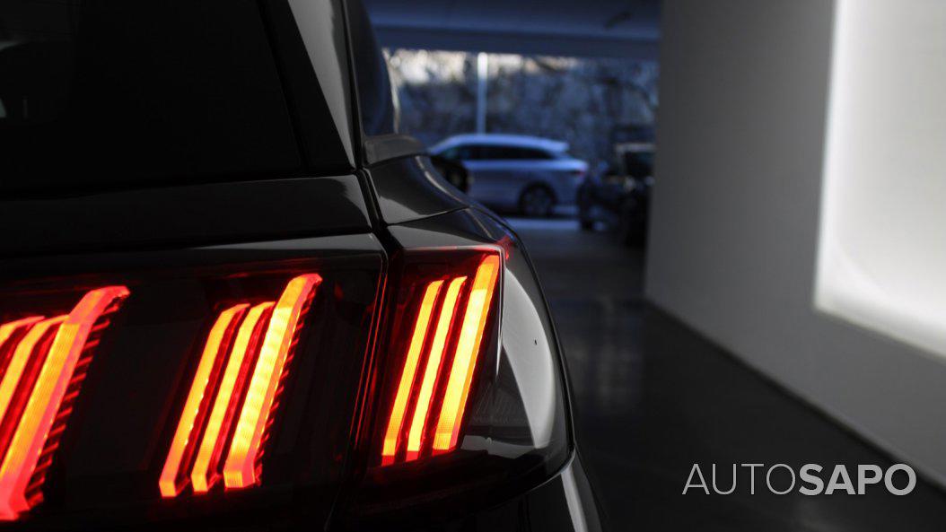 Peugeot 3008 1.5 BlueHDi Active de 2021