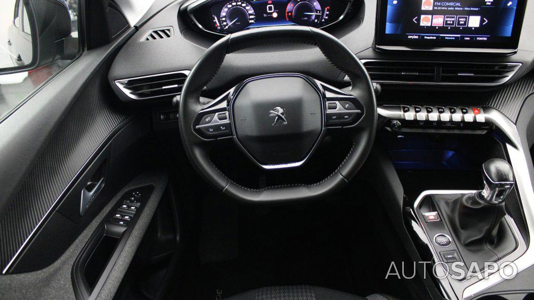 Peugeot 3008 1.5 BlueHDi Active de 2021